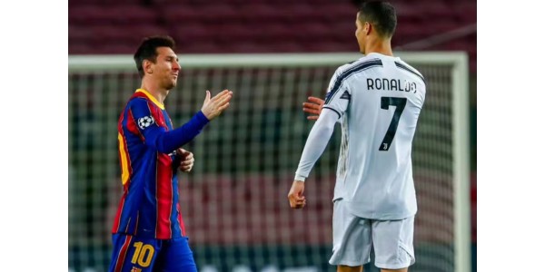 De schittering van de tweelingsterren behoort tot de voetbalmagie van Ronaldo en Messi